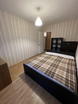 Продам двухкомнатную (2-комн.) квартиру, Днепропетровская ул, 5к3, Москва г