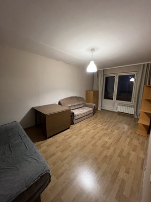 Продам двухкомнатную (2-комн.) квартиру, Днепропетровская ул, 5к3, Москва г