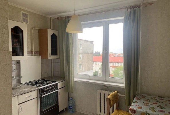 Продам двухкомнатную (2-комн.) квартиру, 9 Апреля ул, 80, Калининград г