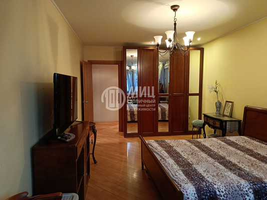 Продам многокомнатную квартиру, Зоологическая ул, 22, Москва г