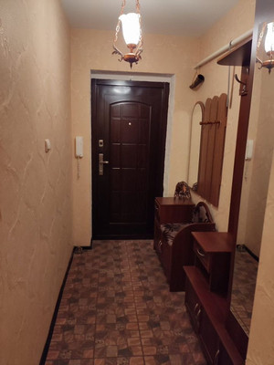 Продам многокомнатную квартиру, У.Громовой ул, 12, Калининград г