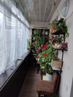 Продам многокомнатную квартиру, У.Громовой ул, 12, Калининград г