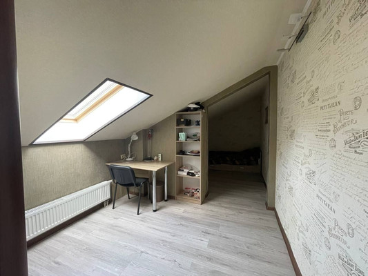 Продам многокомнатную квартиру, Весенняя ул, 1, Васильково п