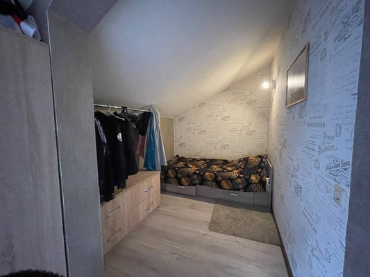 Продам многокомнатную квартиру, Весенняя ул, 1, Васильково п