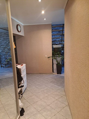 Продам многокомнатную квартиру, Весенняя ул, 1, Васильково п