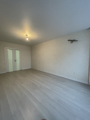 Продам двухкомнатную (2-комн.) квартиру, Свиридова И.В. ул, 20к4, Липецк г