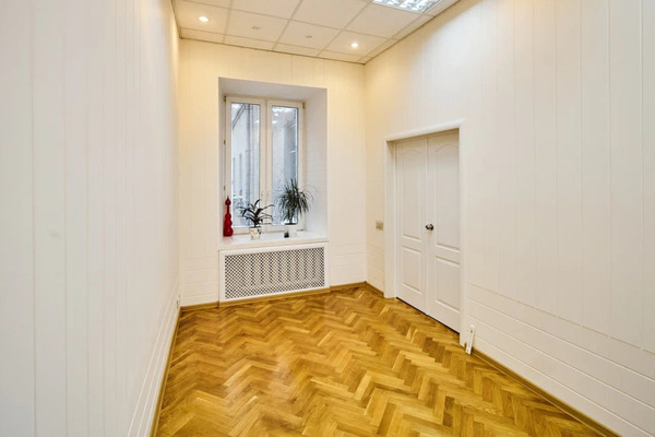 Продам многокомнатную квартиру, Страстной б-р, 4к4, Москва г