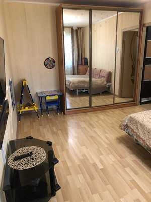 Продам двухкомнатную (2-комн.) квартиру, Серебристый б-р, 26А, Санкт-Петербург г