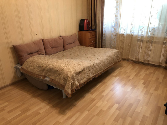 Продам двухкомнатную (2-комн.) квартиру, Серебристый б-р, 26А, Санкт-Петербург г