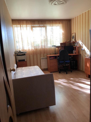 Продам двухкомнатную (2-комн.) квартиру, Серебристый б-р, 26А, Санкт-Петербург г