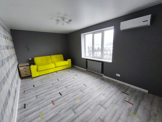 Продам двухкомнатную (2-комн.) квартиру, Полетаева ул, 32, Туапсе г