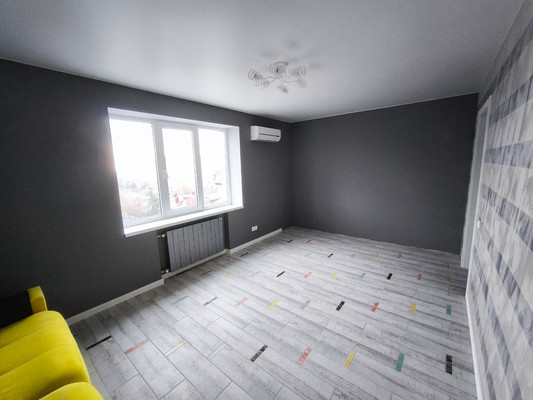 Продам двухкомнатную (2-комн.) квартиру, Полетаева ул, 32, Туапсе г