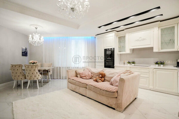 Продам двухкомнатную (2-комн.) квартиру, Космонавтов б-р, 13, Красногорск г