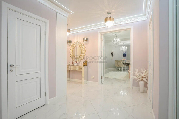 Продам двухкомнатную (2-комн.) квартиру, Космонавтов б-р, 13, Красногорск г