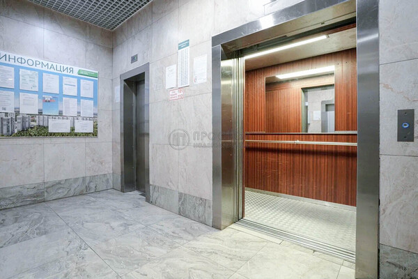 Продам двухкомнатную (2-комн.) квартиру, Космонавтов б-р, 13, Красногорск г