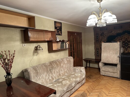 Продам трехкомнатную (3-комн.) квартиру, Нагатинская наб, 70, Москва г