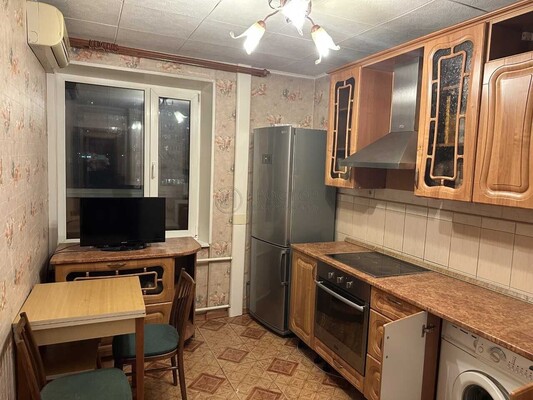 Продам трехкомнатную (3-комн.) квартиру, Нагатинская наб, 70, Москва г