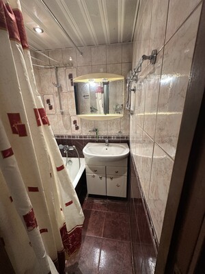 Продам трехкомнатную (3-комн.) квартиру, Нагатинская наб, 70, Москва г