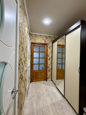 Продам двухкомнатную (2-комн.) квартиру, Строителей пр-кт, 7А, Волгодонск г