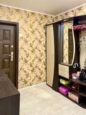 Продам двухкомнатную (2-комн.) квартиру, Строителей пр-кт, 7А, Волгодонск г