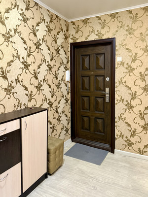 Продам двухкомнатную (2-комн.) квартиру, Строителей пр-кт, 7А, Волгодонск г