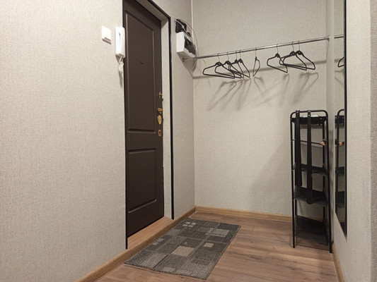 Сдам однокомнатную (1-комн.) квартиру, Международная ул, 22, Москва г