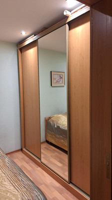 Продам трехкомнатную (3-комн.) квартиру, Кольский пр-кт, 70, Мурманск г