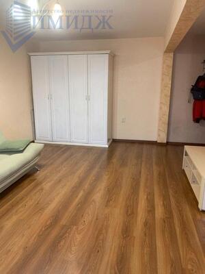 Сдам однокомнатную (1-комн.) квартиру, Волгоградская ул, 31А, Красноярск г