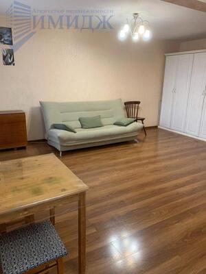 Сдам однокомнатную (1-комн.) квартиру, Волгоградская ул, 31А, Красноярск г