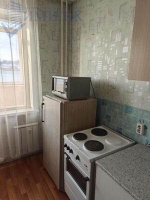 Сдам однокомнатную (1-комн.) квартиру, Карамзина ул, 32, Красноярск г