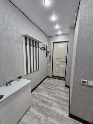 Продам двухкомнатную (2-комн.) квартиру, Ленинградский пр-кт, 100, Нижний Тагил г