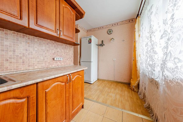 Продам двухкомнатную (2-комн.) квартиру, Красноборская ул, 11, Лесколово д