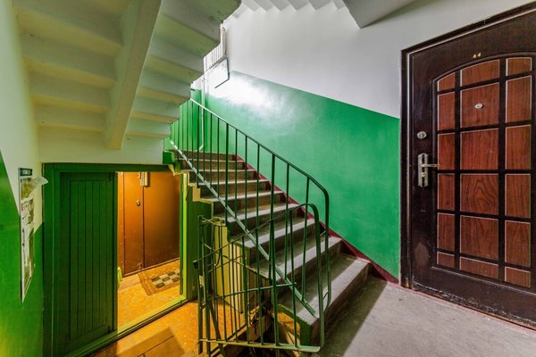 Продам двухкомнатную (2-комн.) квартиру, Красноборская ул, 11, Лесколово д