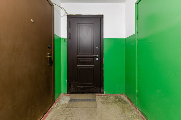 Продам двухкомнатную (2-комн.) квартиру, Красноборская ул, 11, Лесколово д