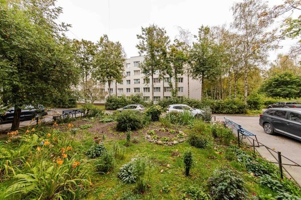 Продам двухкомнатную (2-комн.) квартиру, Красноборская ул, 11, Лесколово д