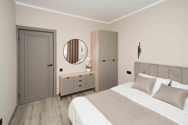 Продам однокомнатную (1-комн.) квартиру, им. Героя Ростовского ул, 8к4, Краснодар г