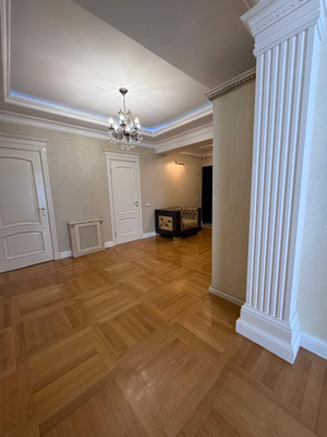 Продам трехкомнатную (3-комн.) квартиру, Юных Ленинцев (Центральный р-н) ул, 10кБ, Сочи г