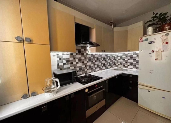 Продам однокомнатную (1-комн.) квартиру, Трубаченко ул, 16д, Симферополь г