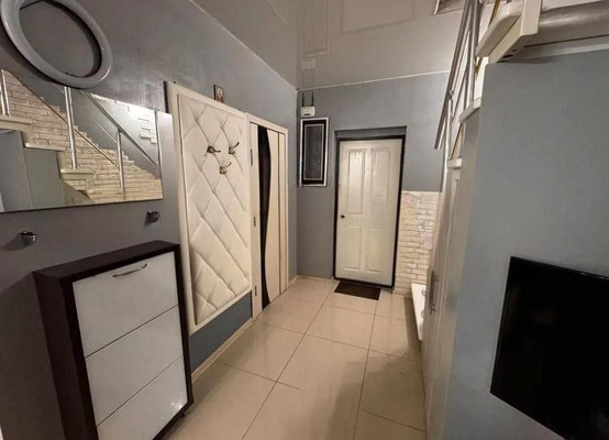 Продам однокомнатную (1-комн.) квартиру, Трубаченко ул, 16д, Симферополь г