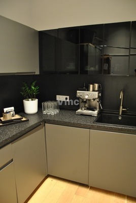 Сдам коммерческое помещение 311 м2, 1-й Колобовский пер, 17 1, Москва г