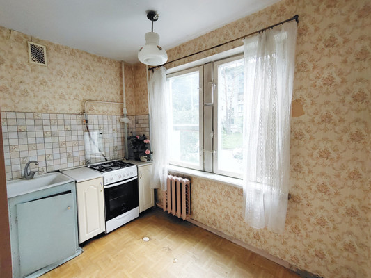 Продам двухкомнатную (2-комн.) квартиру, Маслова ул, 3, Монино рп