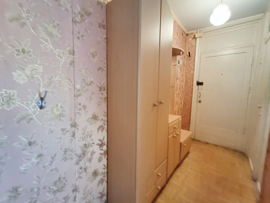 Продам двухкомнатную (2-комн.) квартиру, Маслова ул, 3, Монино рп