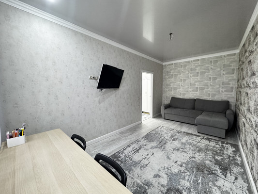 Продам двухкомнатную (2-комн.) квартиру, Атажукина ул, 12кк1, Нальчик г