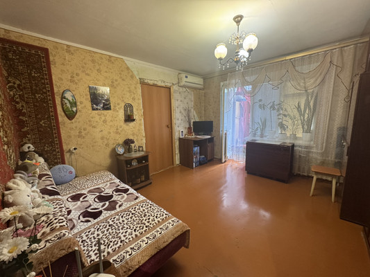 Продам трехкомнатную (3-комн.) квартиру, Шеболдаева ул, 54, Ростов-на-Дону г