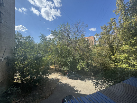 Продам трехкомнатную (3-комн.) квартиру, Шеболдаева ул, 54, Ростов-на-Дону г