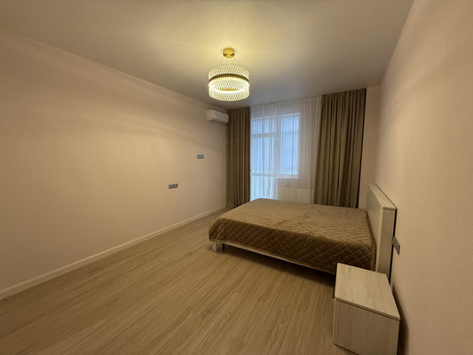 Продам двухкомнатную (2-комн.) квартиру, Стачки пр-кт, 200, Ростов-на-Дону г