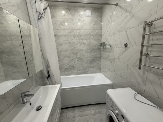 Продам двухкомнатную (2-комн.) квартиру, Стачки пр-кт, 200, Ростов-на-Дону г