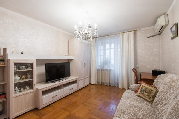 Продам двухкомнатную (2-комн.) квартиру, Стачки пр-кт, 233, Ростов-на-Дону г