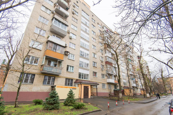 Продам двухкомнатную (2-комн.) квартиру, Стачки пр-кт, 233, Ростов-на-Дону г