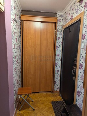 Продам однокомнатную (1-комн.) квартиру, Красного Маяка ул, 11к1, Москва г